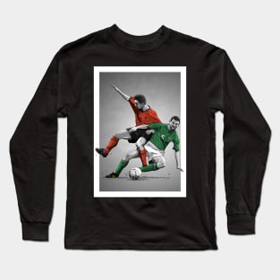 Roy Keane v Marc Overmars  - Ireland v Netherlands Lansdowne Road Artwork Long Sleeve T-Shirt